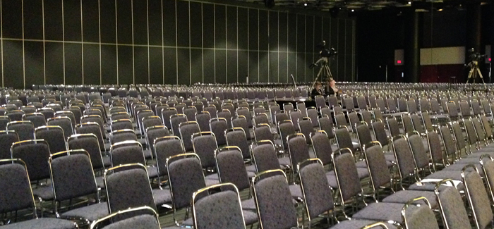 Congress room with rows of empty chairs